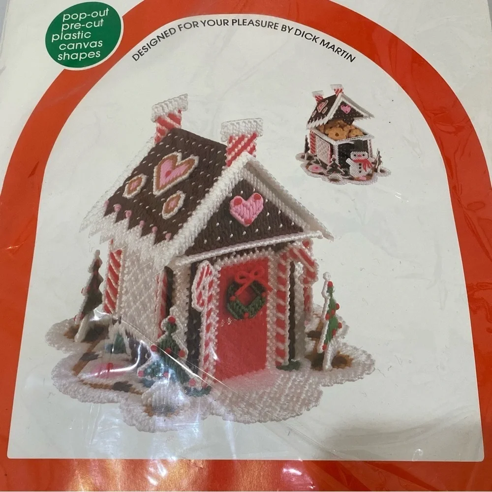 Leisure Arts Canvas Capers Christmas Gingerbread House 421 Pop-Out Pre-Cut 8x9x9